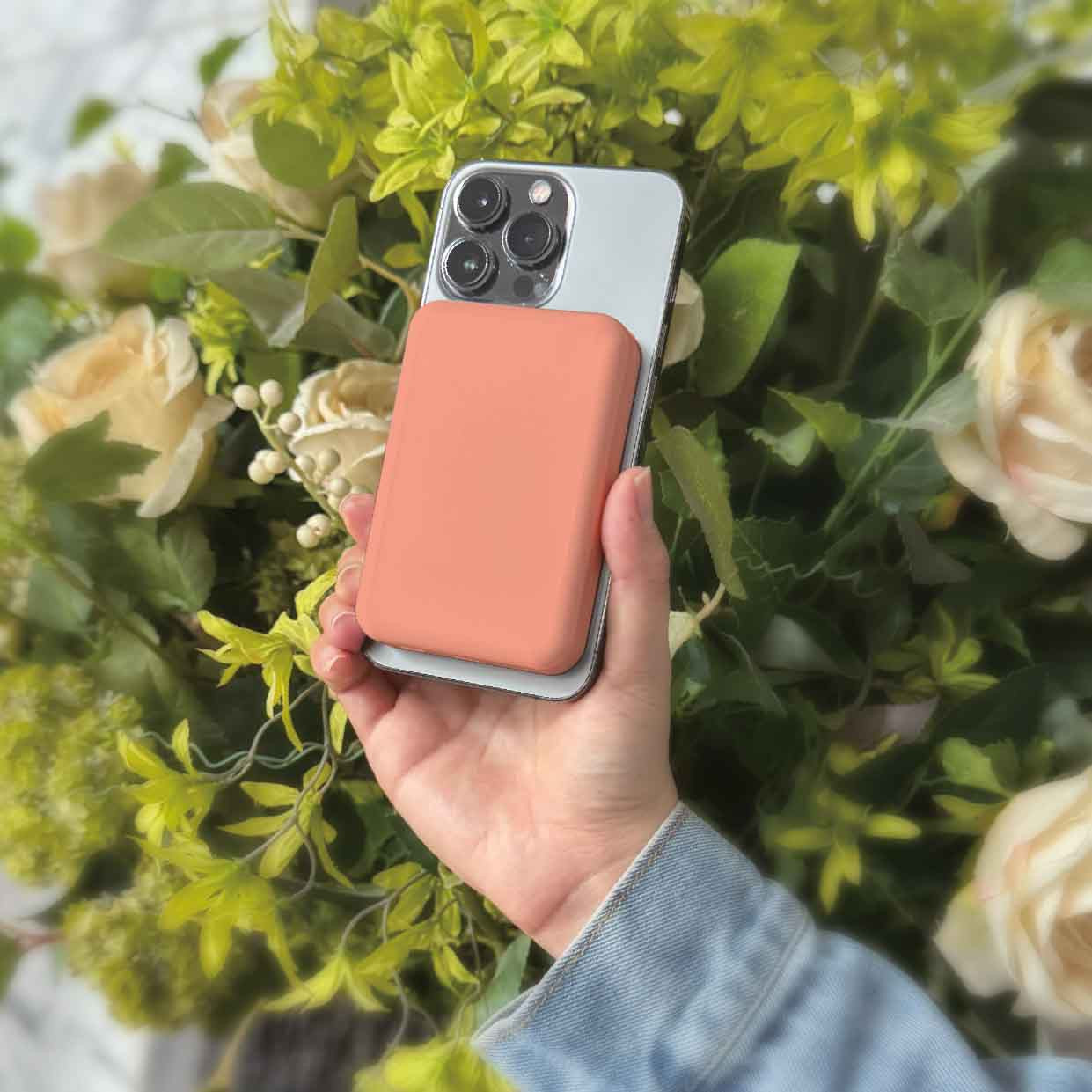 Laser 5000Mah Magnetic Wireless Power Bank Peach – Sumo Deals Magnetic Wireless Power Bank