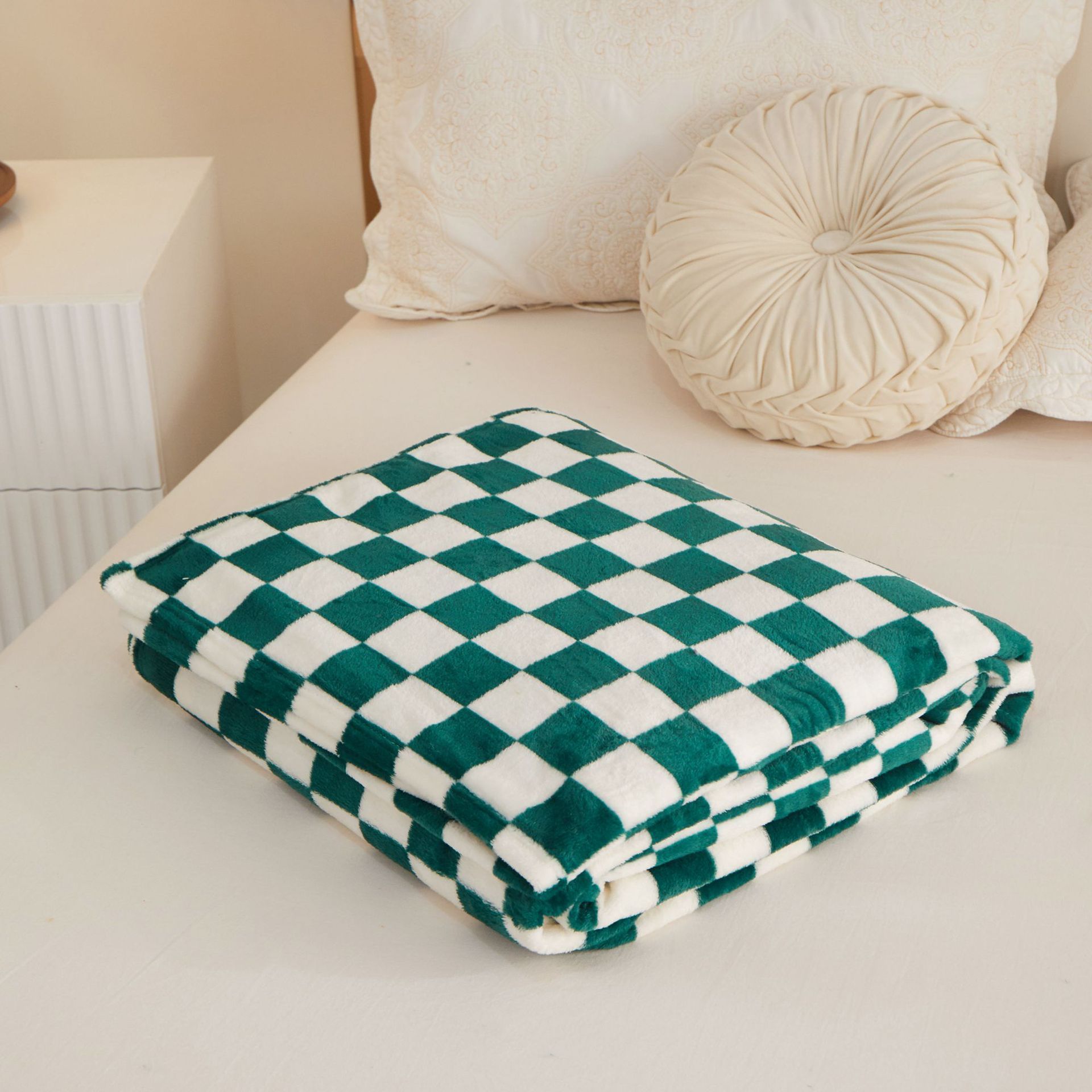 Green Plaid Fleece Blanket – Double-Sided 100X150Cm – Sumo Deals Plaid Fleece Blanket
