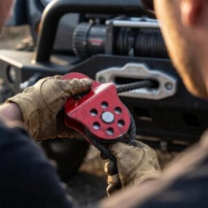 Heavy Duty Swivel Pulley | Winch Sheave With Bearing – Sumo Deals Red Steel Snatch Block Pulley With Black Synthetic Rope, Used For Off-Road Vehicle Recovery.