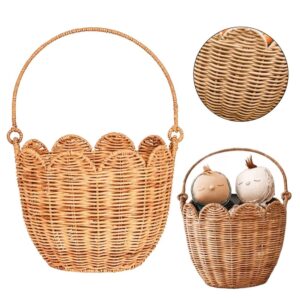 Handwoven Natural Rattan Basket With Scalloped Rim And Handle, Light Brown, For Storage Or Decor.