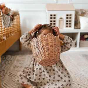 Handwoven Natural Rattan Scallop-Edge Basket With Handle, For Kids' Toys Or Decor In A Nursery Or Playroom.